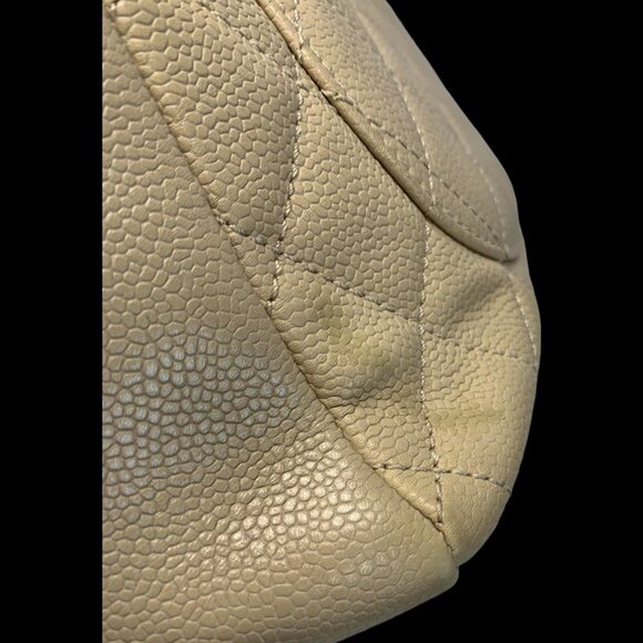 Chanel Grand Shopping Tote (GST) Beige Bag - Picture 5 of 10